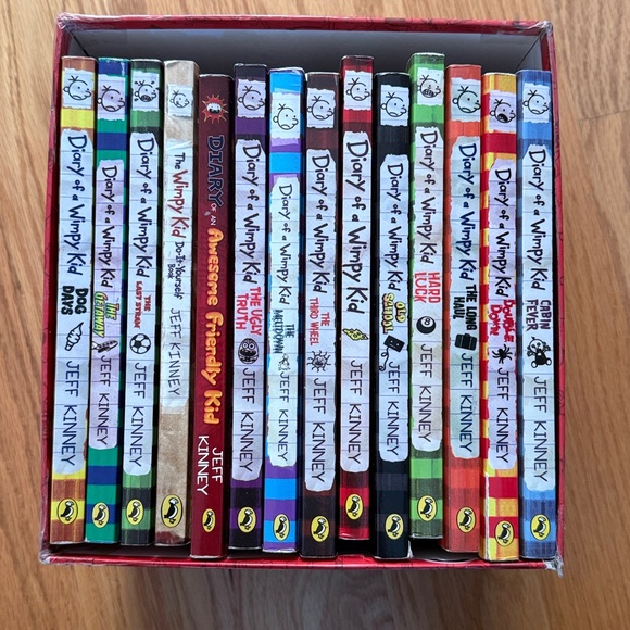 Other - Diary of wimpy kid set